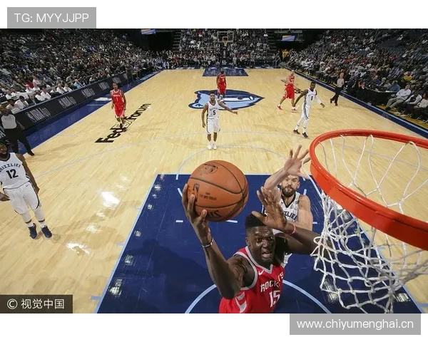 乔治·格文无球跑动撕裂防线，得分爆发力改变比赛节奏